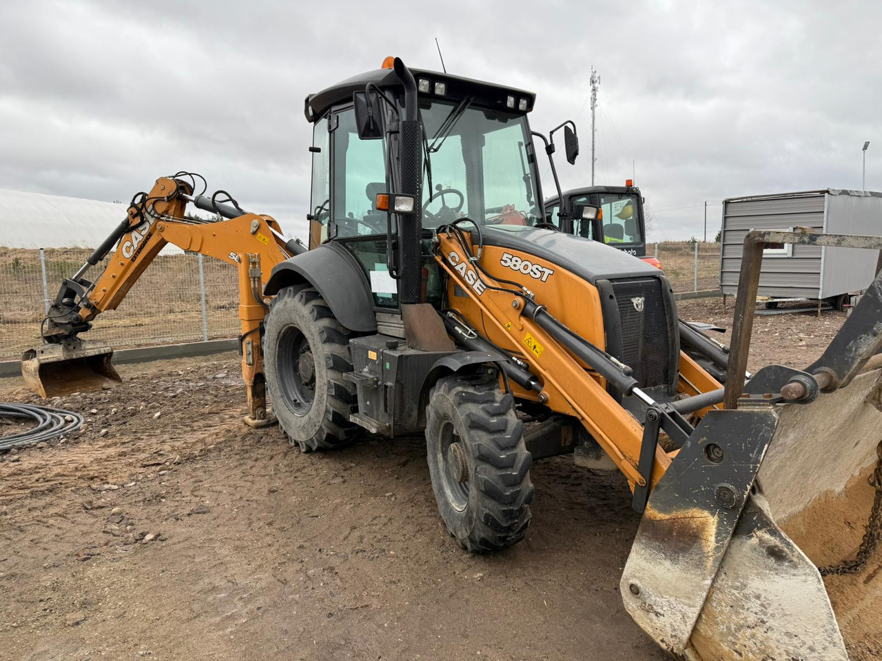 CASE 580 ST - Retroescavadeira: foto 1 CASE 580 ST - Retroescavadeira: foto 1