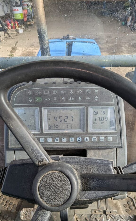 Trator Ford 7840: foto 6