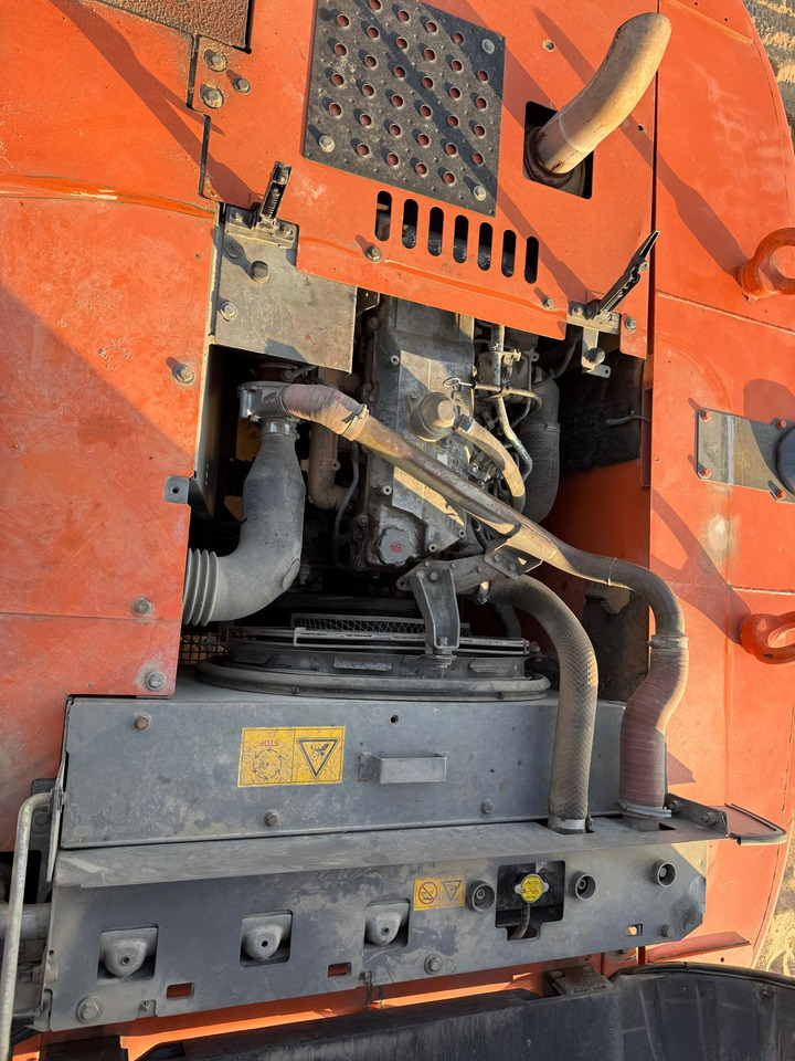 HITACHI ZX250LC-3 - Escavadora de rastos: foto 4 HITACHI ZX250LC-3 - Escavadora de rastos: foto 4