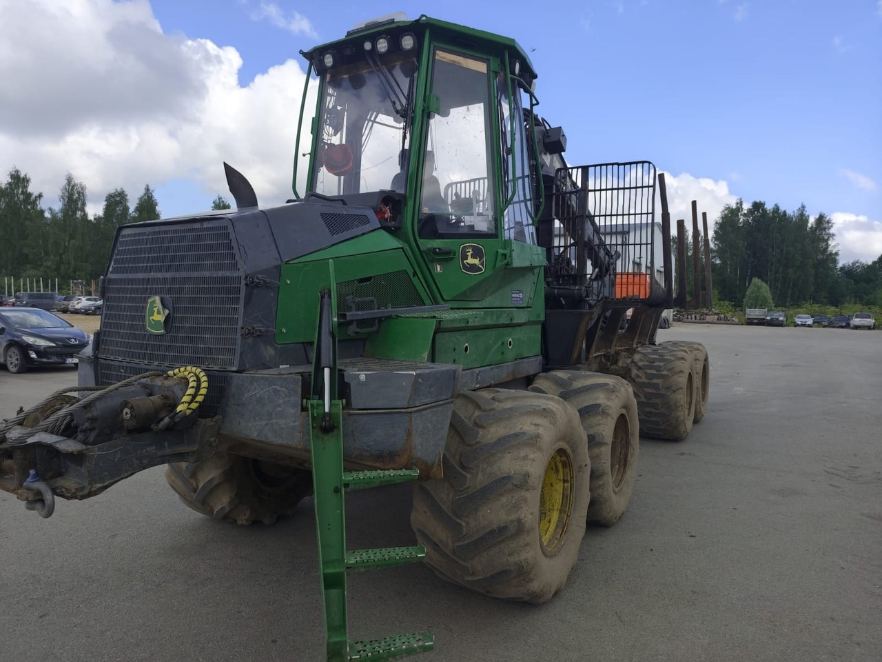JOHN DEERE 910G - Forwarder: foto 1 JOHN DEERE 910G - Forwarder: foto 1