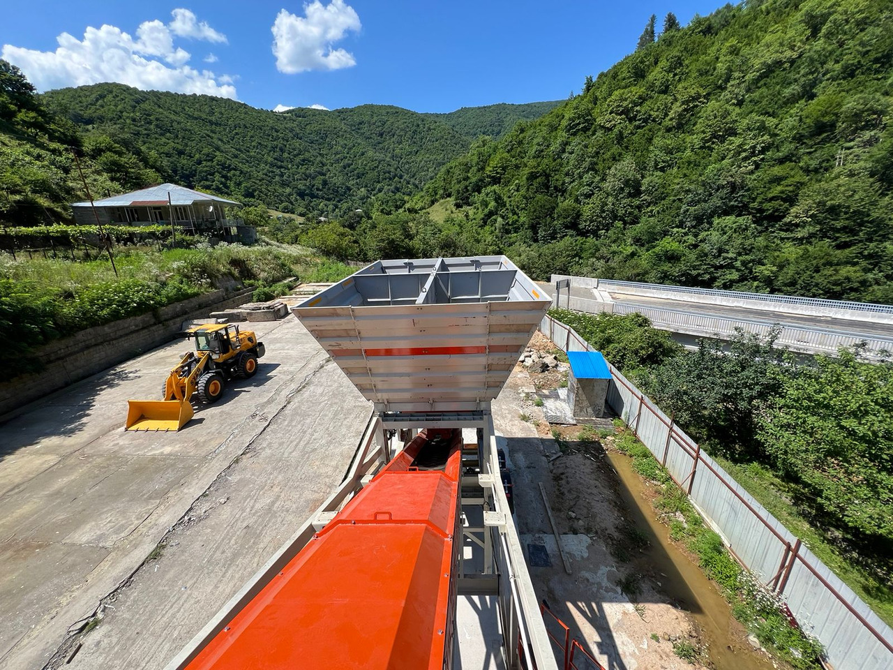For Sale Mobile Concrete Plant 60 m³ - Central de betão: foto 4 For Sale Mobile Concrete Plant 60 m³ - Central de betão: foto 4