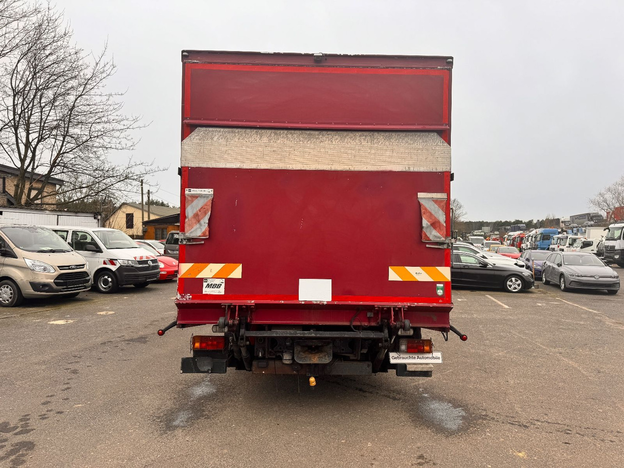 Iveco ML 80 E 21 - Carrinha de contentor: foto 4 Iveco ML 80 E 21 - Carrinha de contentor: foto 4