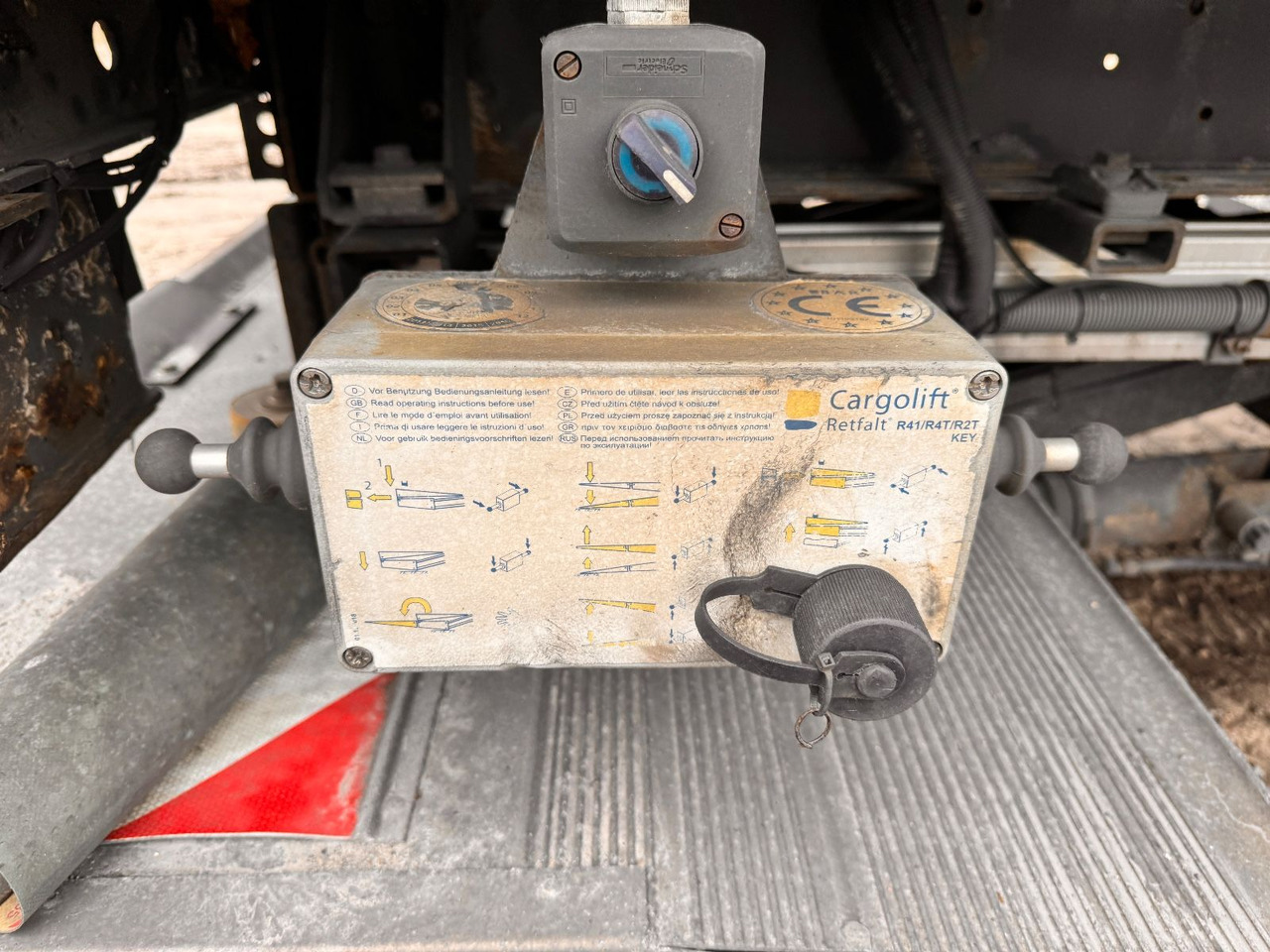 Semi-reboque de lona Krone SDP 27 ELB4-CS: foto 10 Semi-reboque de lona Krone SDP 27 ELB4-CS: foto 10