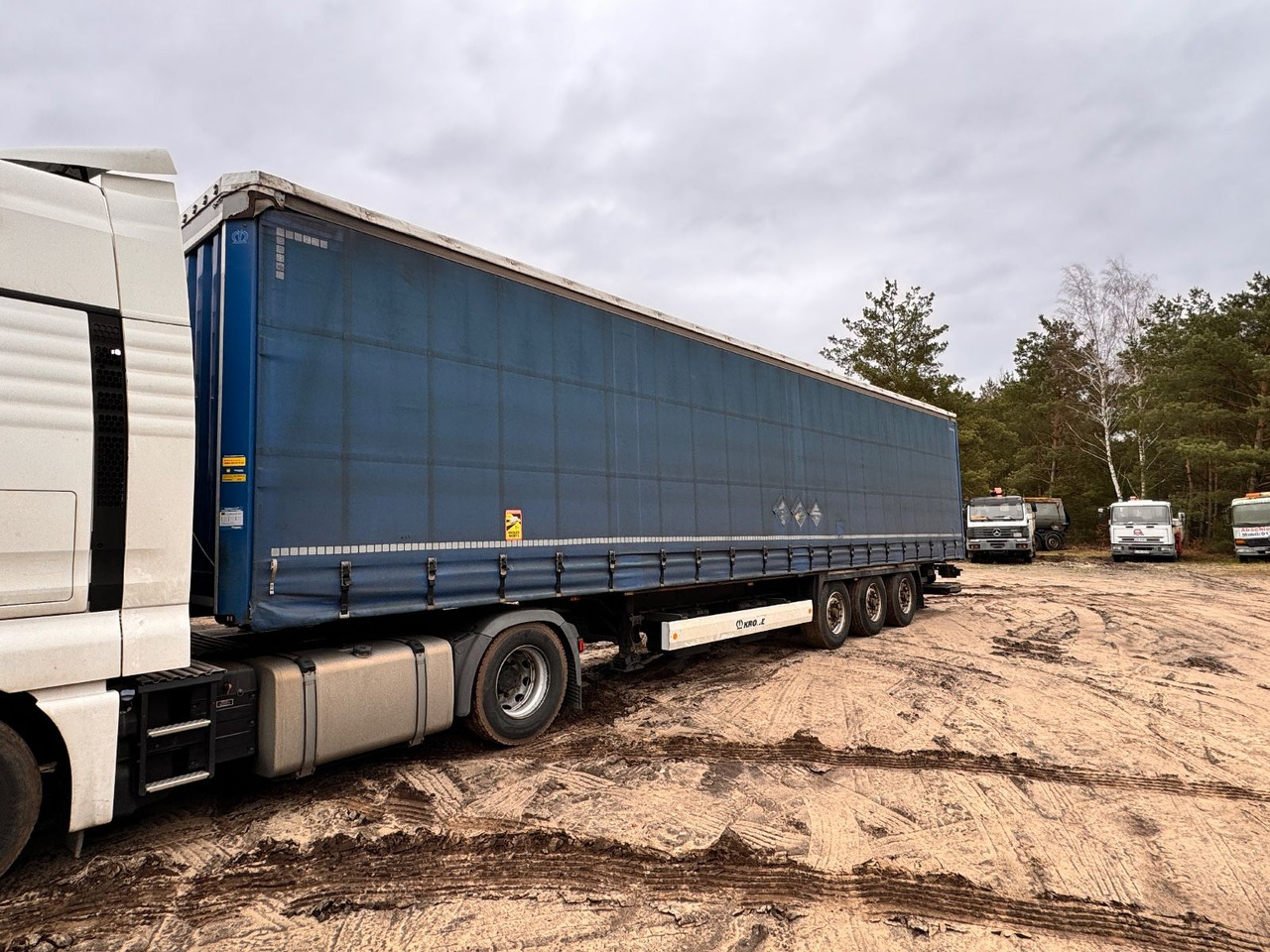 Semi-reboque de lona Krone SDP 27 ELB4-CS: foto 6 Semi-reboque de lona Krone SDP 27 ELB4-CS: foto 6