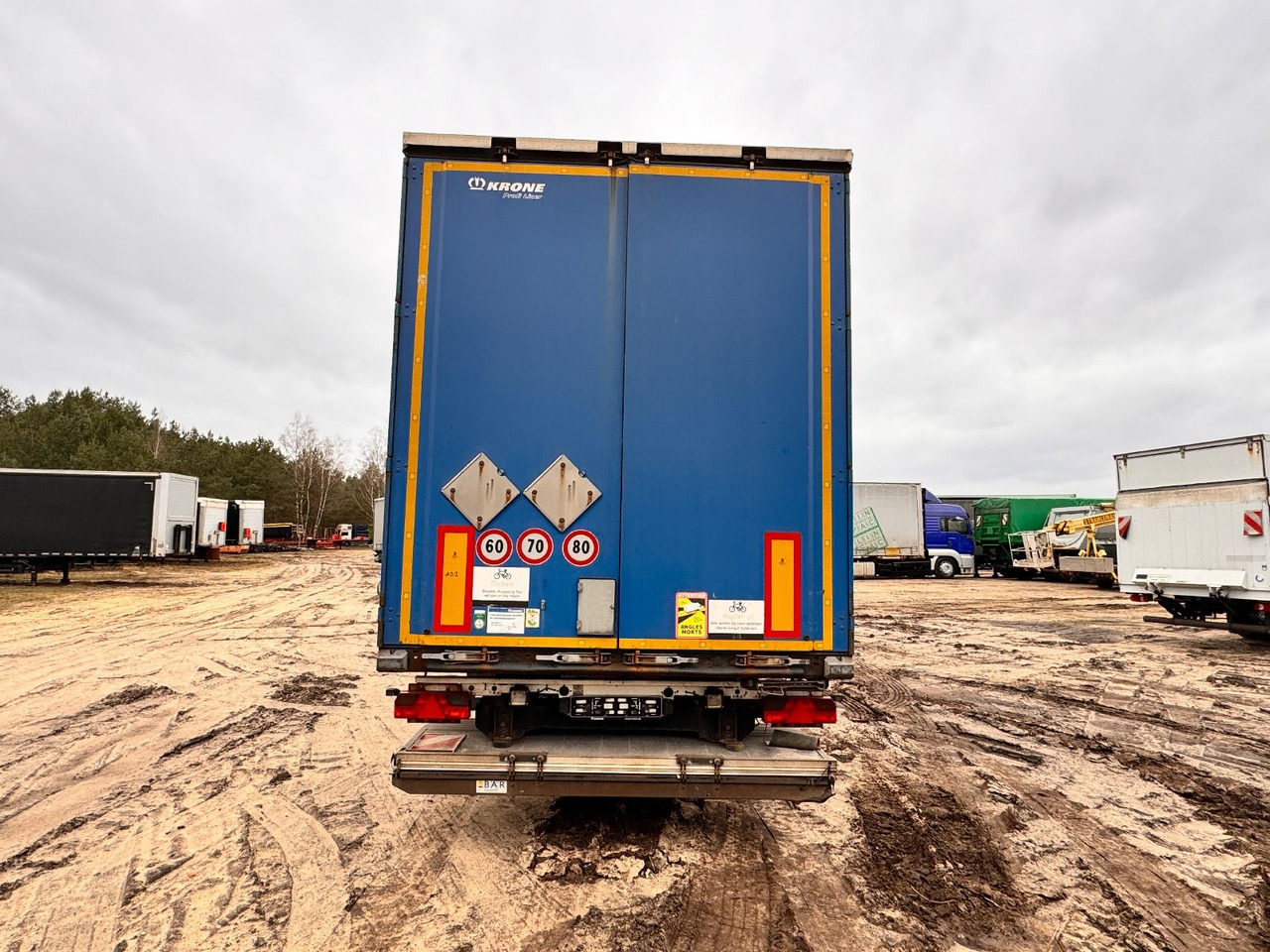 Semi-reboque de lona Krone SDP 27 ELB4-CS: foto 7 Semi-reboque de lona Krone SDP 27 ELB4-CS: foto 7