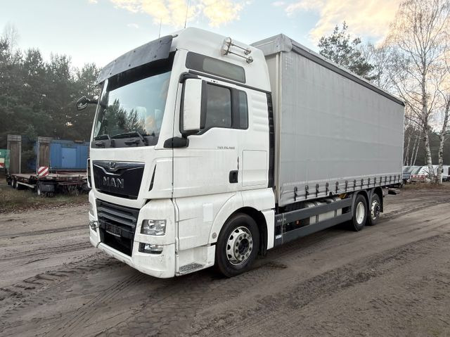 MAN TGX 26.460 FG 6x2 Motorschaden - Camião de lona: foto 2 MAN TGX 26.460 FG 6x2 Motorschaden - Camião de lona: foto 2