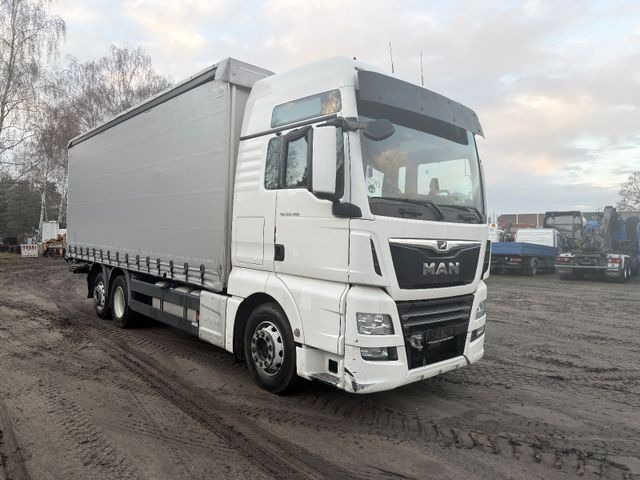 MAN TGX 26.460 FG 6x2 Motorschaden - Camião de lona: foto 3 MAN TGX 26.460 FG 6x2 Motorschaden - Camião de lona: foto 3