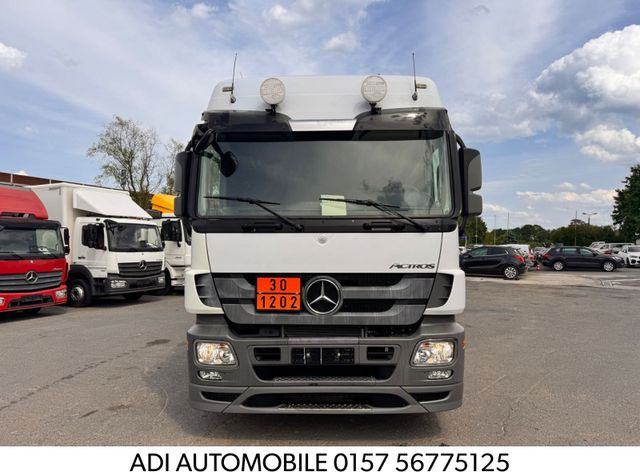 Mercedes-Benz Actros 2541 Tankwagen - Camião cisterna: foto 1 Mercedes-Benz Actros 2541 Tankwagen - Camião cisterna: foto 1
