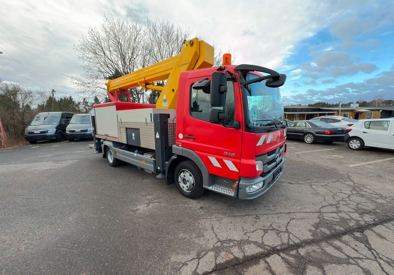 Mercedes-Benz Atego 816 2 4-Zyl. 4x2 Hebebühne - Caminhão com plataforma aérea: foto 2 Mercedes-Benz Atego 816 2 4-Zyl. 4x2 Hebebühne - Caminhão com plataforma aérea: foto 2