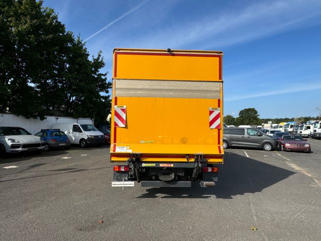 Mercedes-Benz Atego 823 Klima Tempomat - Lbw - Schlafplatz - Camião furgão: foto 4 Mercedes-Benz Atego 823 Klima Tempomat - Lbw - Schlafplatz - Camião furgão: foto 4