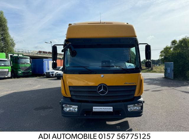 Mercedes-Benz Atego 823 Klima Tempomat - Lbw - Schlafplatz - Camião furgão: foto 1 Mercedes-Benz Atego 823 Klima Tempomat - Lbw - Schlafplatz - Camião furgão: foto 1