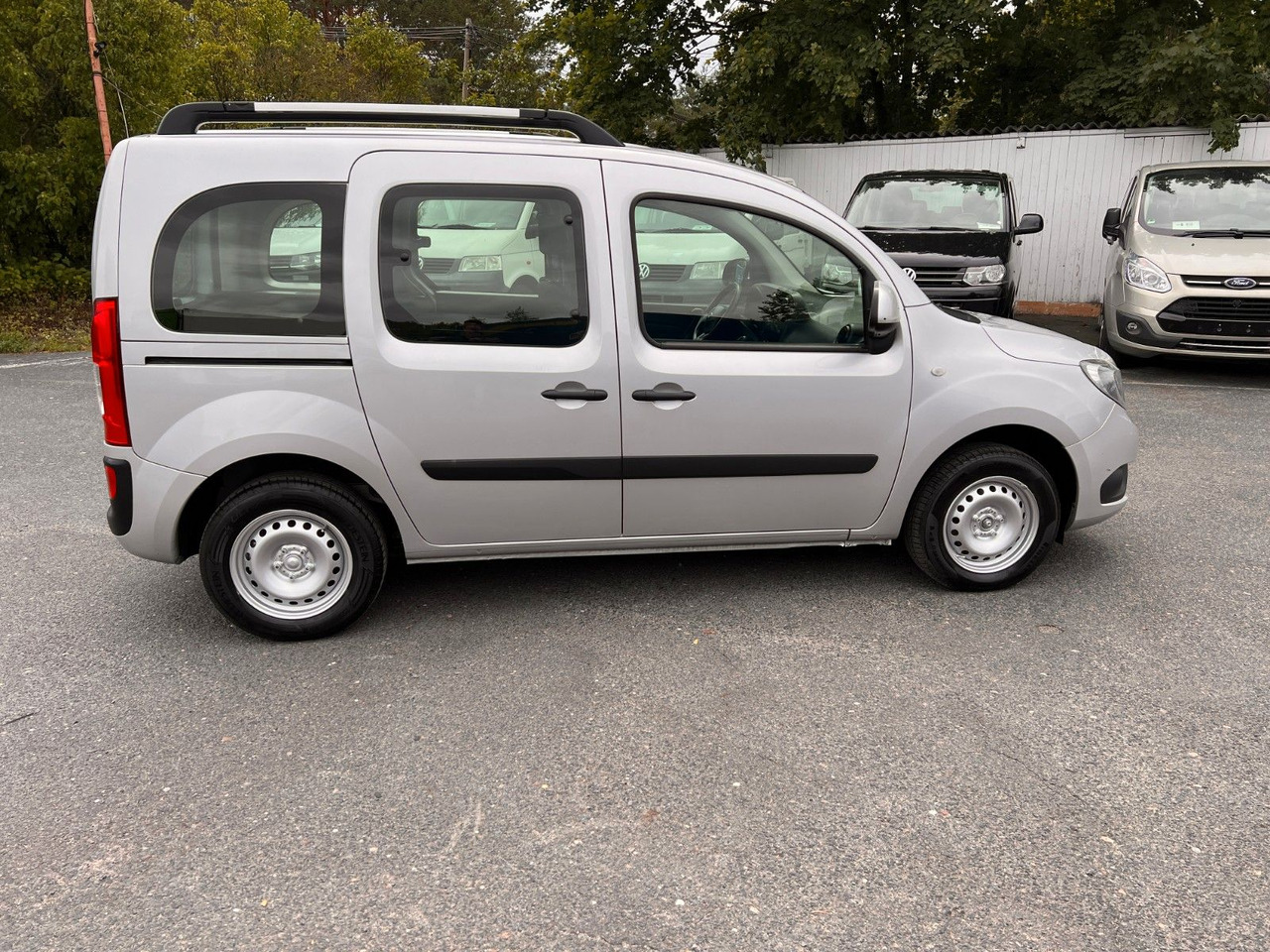 Mercedes-Benz Citan Kombi 111 CDI lang - Furgão de passageiros: foto 5 Mercedes-Benz Citan Kombi 111 CDI lang - Furgão de passageiros: foto 5