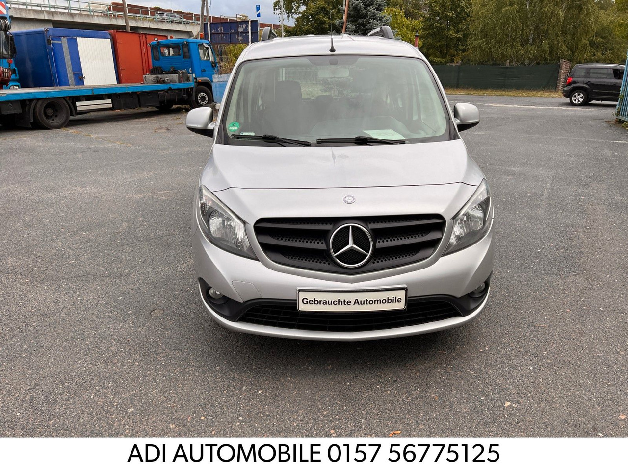 Mercedes-Benz Citan Kombi 111 CDI lang - Furgão de passageiros: foto 1 Mercedes-Benz Citan Kombi 111 CDI lang - Furgão de passageiros: foto 1