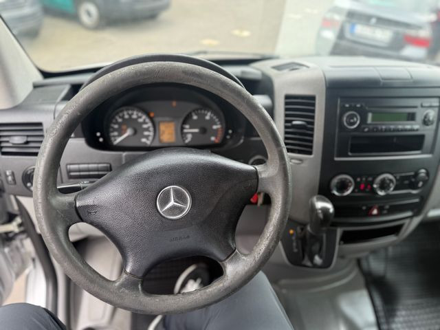 Furgão compacto Mercedes-Benz Sprinter II Kasten 219 CDI Automatik: foto 10 Furgão compacto Mercedes-Benz Sprinter II Kasten 219 CDI Automatik: foto 10