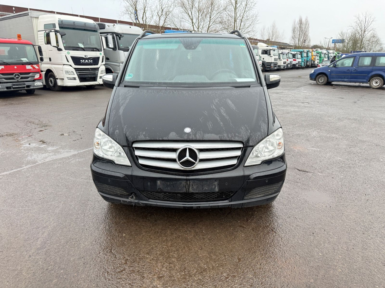 Mercedes-Benz Viano 2.2 CDI Trend Edition lang Motorschaden - Furgão de passageiros: foto 2 Mercedes-Benz Viano 2.2 CDI Trend Edition lang Motorschaden - Furgão de passageiros: foto 2