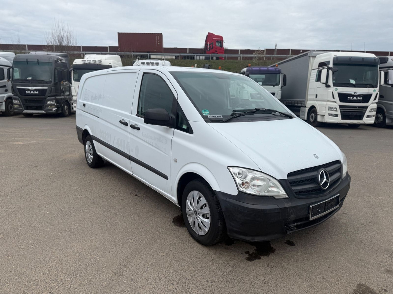 Mercedes-Benz Vito Kasten 116 CDI extralang defekt !! - Furgão de passageiros: foto 2 Mercedes-Benz Vito Kasten 116 CDI extralang defekt !! - Furgão de passageiros: foto 2
