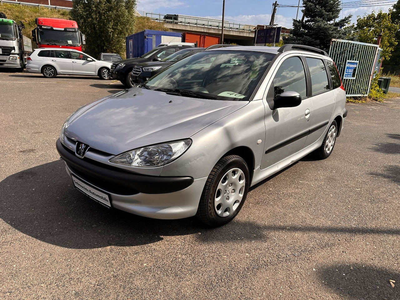Peugeot 206 SW Grand Filou Cool - Automóvel: foto 3 Peugeot 206 SW Grand Filou Cool - Automóvel: foto 3