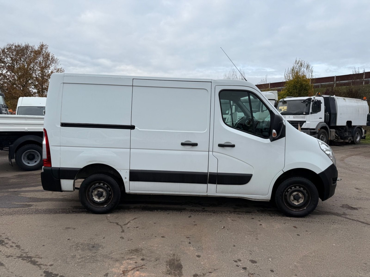 Renault Master III Kasten Ecoline DEFEKT!! - Furgão compacto: foto 3 Renault Master III Kasten Ecoline DEFEKT!! - Furgão compacto: foto 3