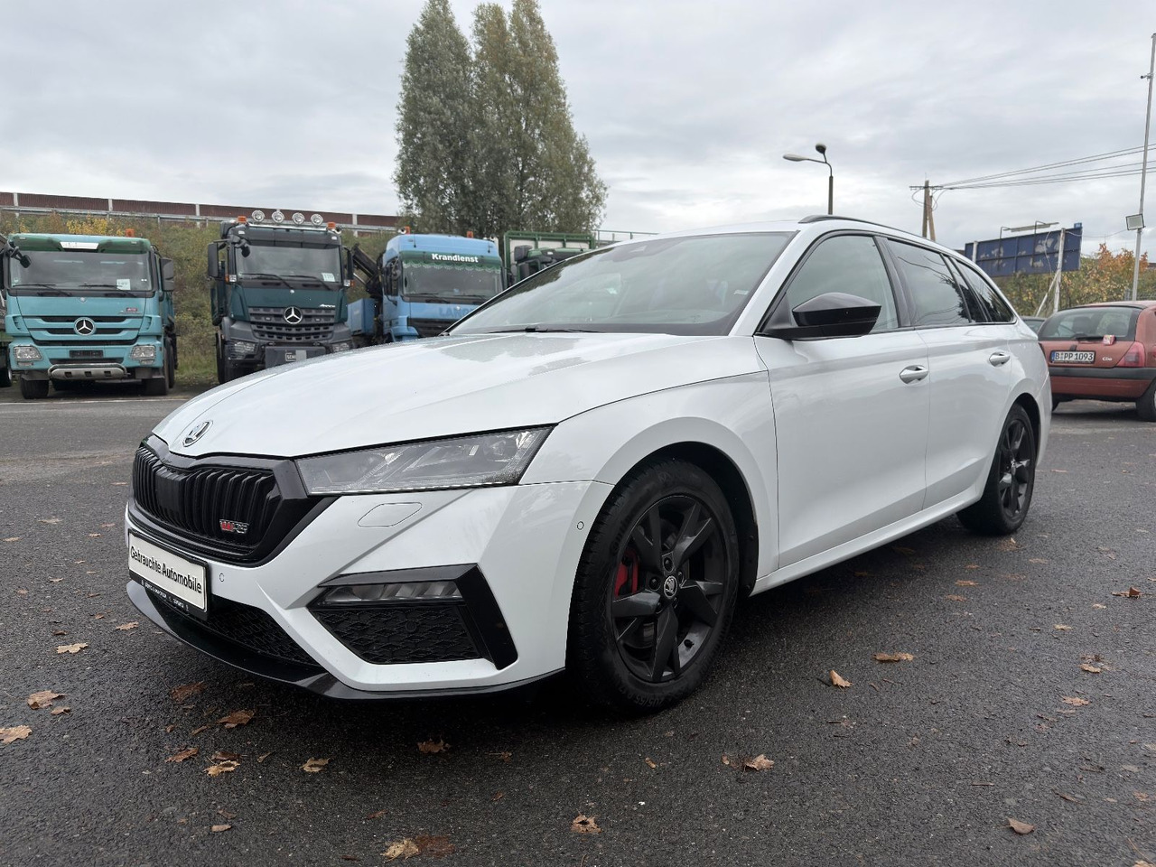 Skoda Octavia Combi RS First Edition - Carrinha: foto 3 Skoda Octavia Combi RS First Edition - Carrinha: foto 3