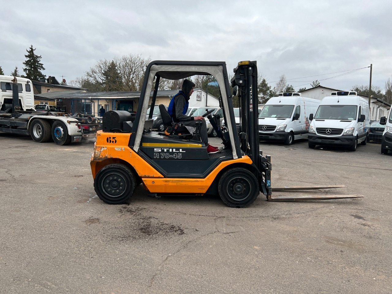 Still R 70 45 - Empilhador a diesel: foto 3 Still R 70 45 - Empilhador a diesel: foto 3