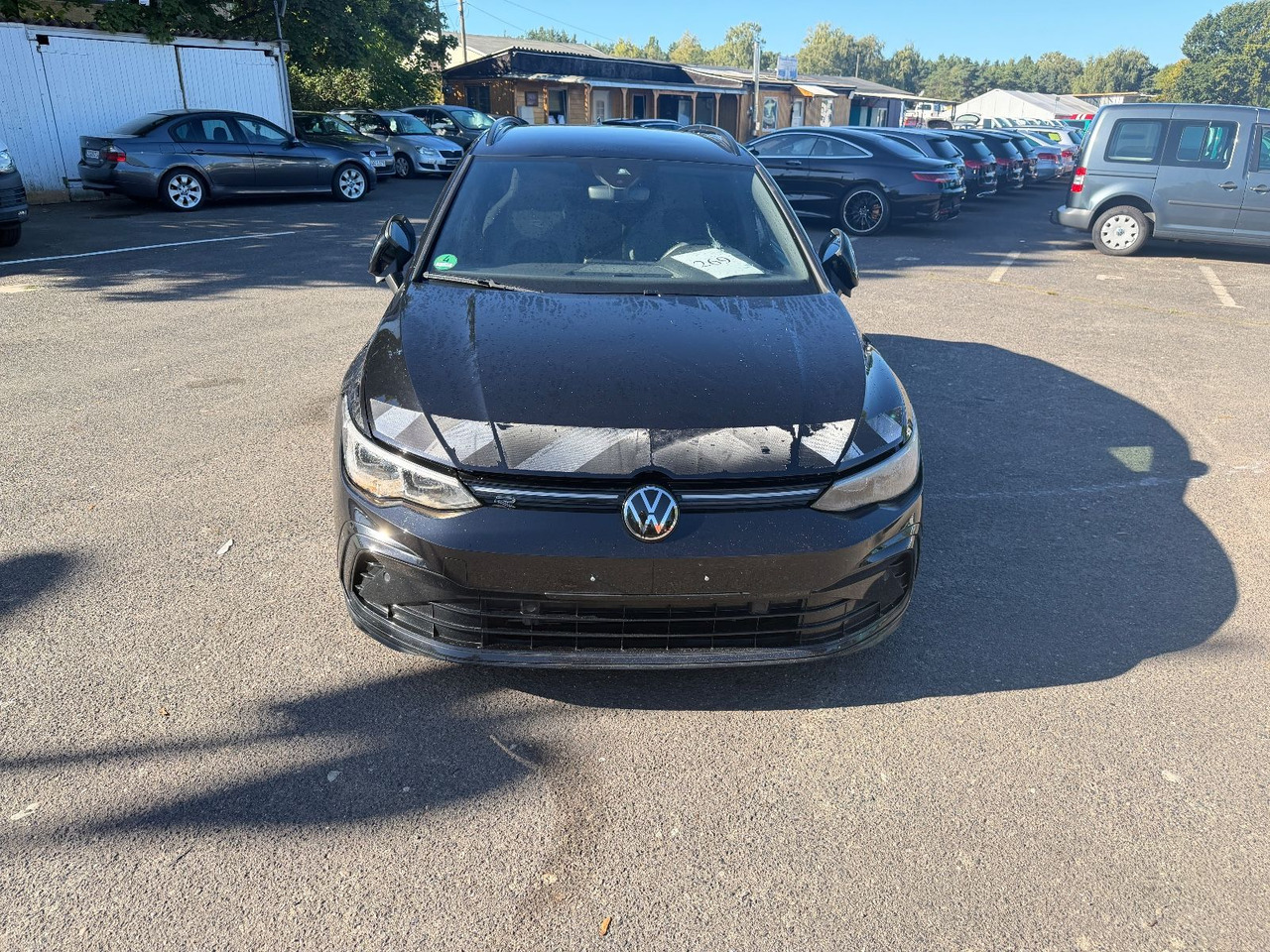 Volkswagen Golf VIII Variant R-Line Wasserschaden - Carrinha: foto 2 Volkswagen Golf VIII Variant R-Line Wasserschaden - Carrinha: foto 2