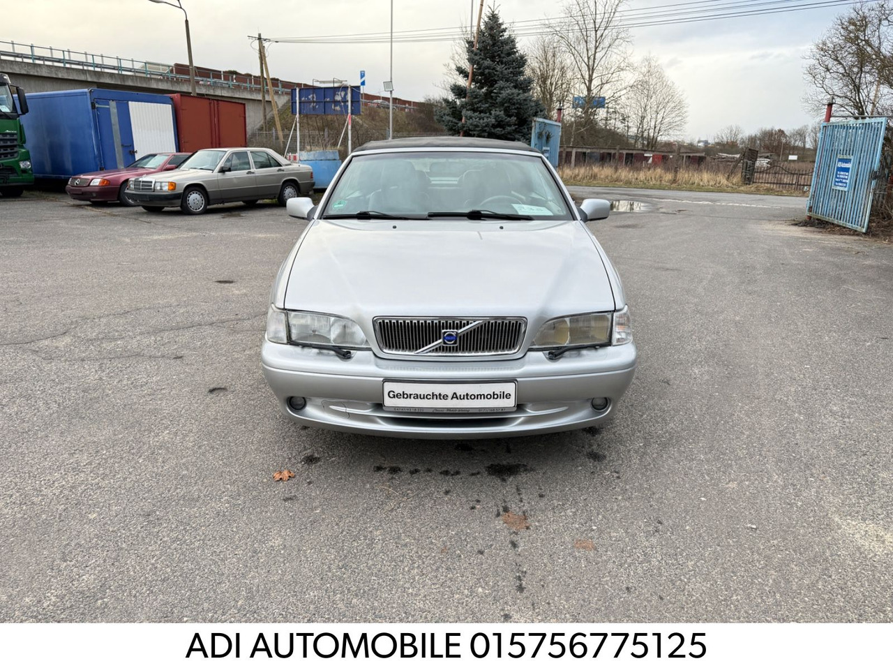 Volvo C70 Cabriolet 2.0 T Benzin / Flüssiggas - Automóvel: foto 1 Volvo C70 Cabriolet 2.0 T Benzin / Flüssiggas - Automóvel: foto 1
