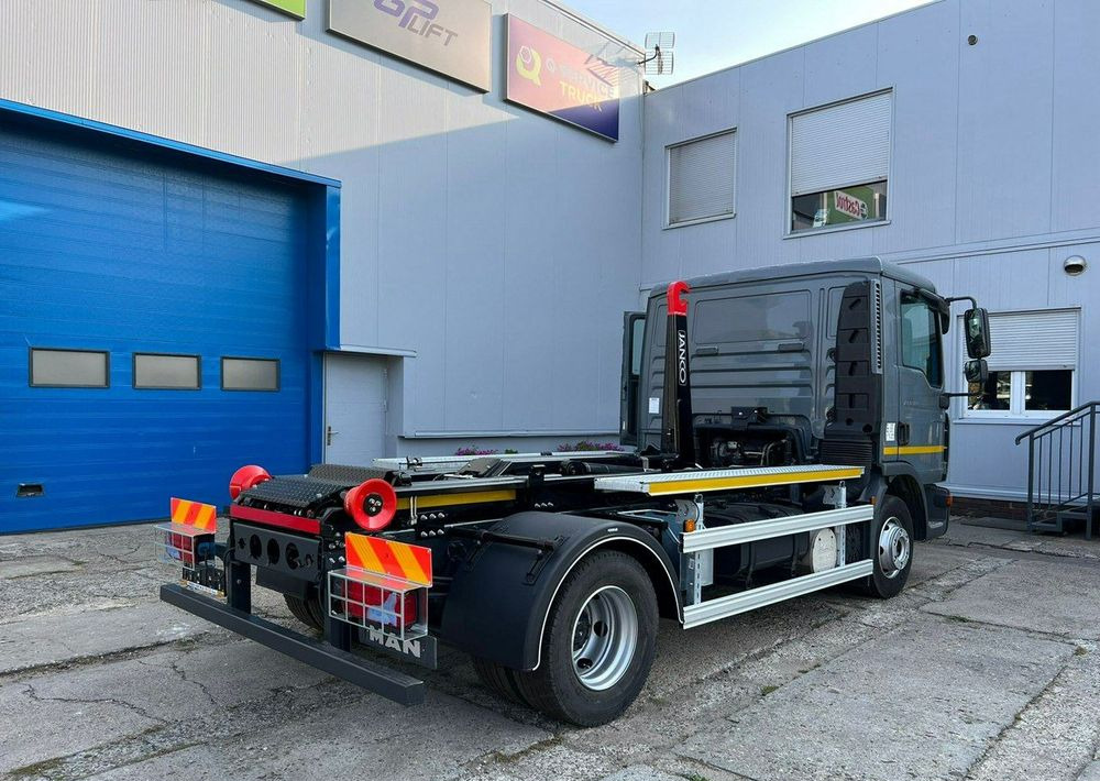 MAN TGL 12.180, hakowiec Janco/GP Lift - Caminhão de lixo: foto 5 MAN TGL 12.180, hakowiec Janco/GP Lift - Caminhão de lixo: foto 5