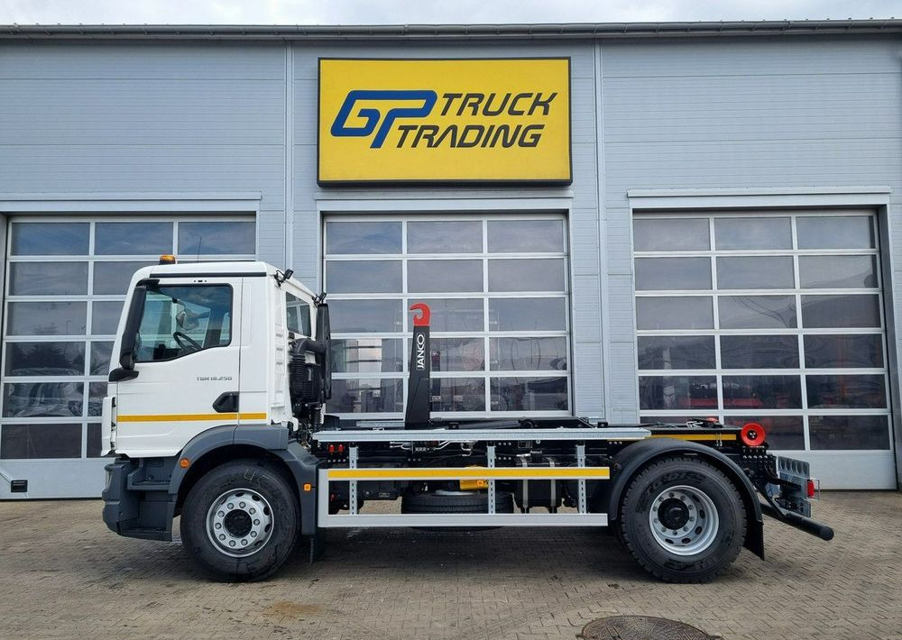 MAN TGM 18 250 - Caminhão de lixo: foto 1 MAN TGM 18 250 - Caminhão de lixo: foto 1