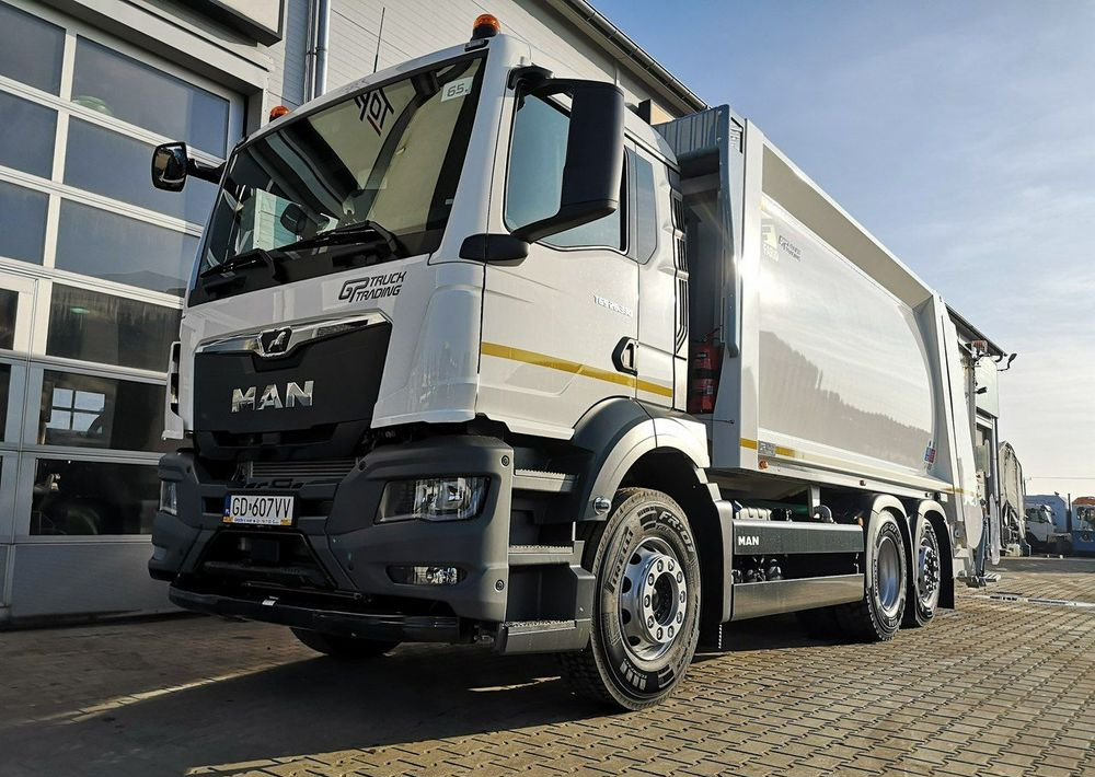 MAN TGS 26.330 - Caminhão de lixo: foto 1 MAN TGS 26.330 - Caminhão de lixo: foto 1