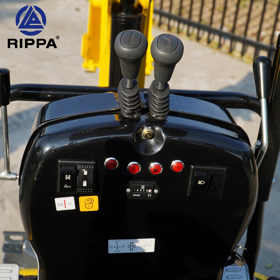 Locação financeira de Rippa R319 Pilot Control|Kubota Engine|Euro 5|CE|Telescopic chassis|Lateral swing mini excavator Rippa R319 Pilot Control|Kubota Engine|Euro 5|CE|Telescopic chassis|Lateral swing mini excavator: foto 11 Locação financeira de Rippa R319 Pilot Control|Kubota Engine|Euro 5|CE|Telescopic chassis|Lateral swing mini excavator Rippa R319 Pilot Control|Kubota Engine|Euro 5|CE|Telescopic chassis|Lateral swing mini excavator: foto 11