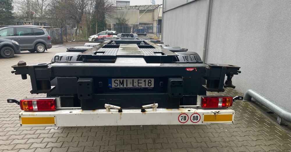 Semi-reboque transportador de contêineres/ Caixa móvel Krone SD: foto 8