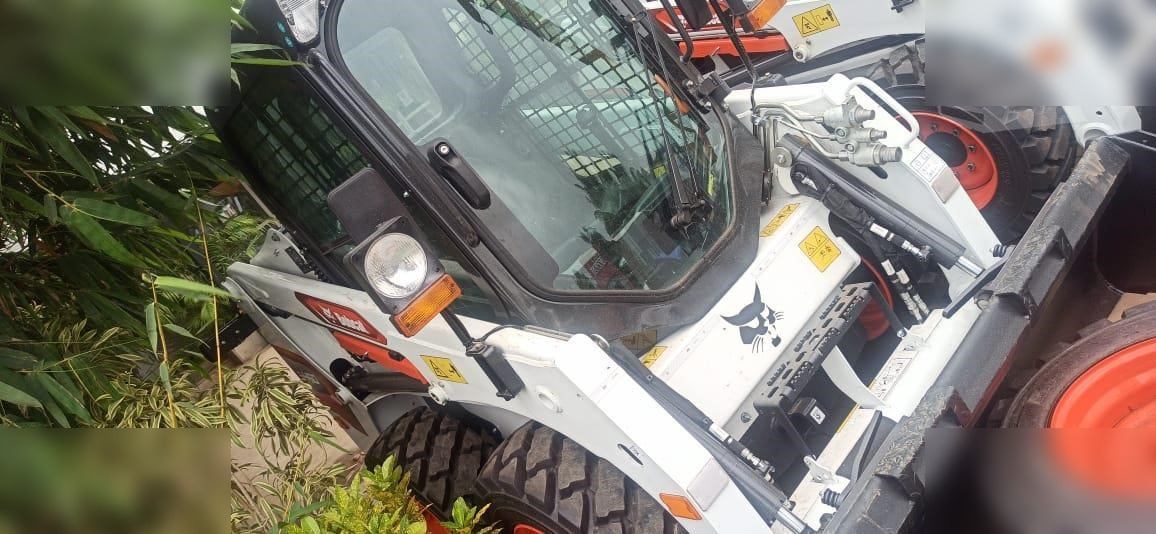 BOBCAT S450 - Mini pá carregadora: foto 2 BOBCAT S450 - Mini pá carregadora: foto 2