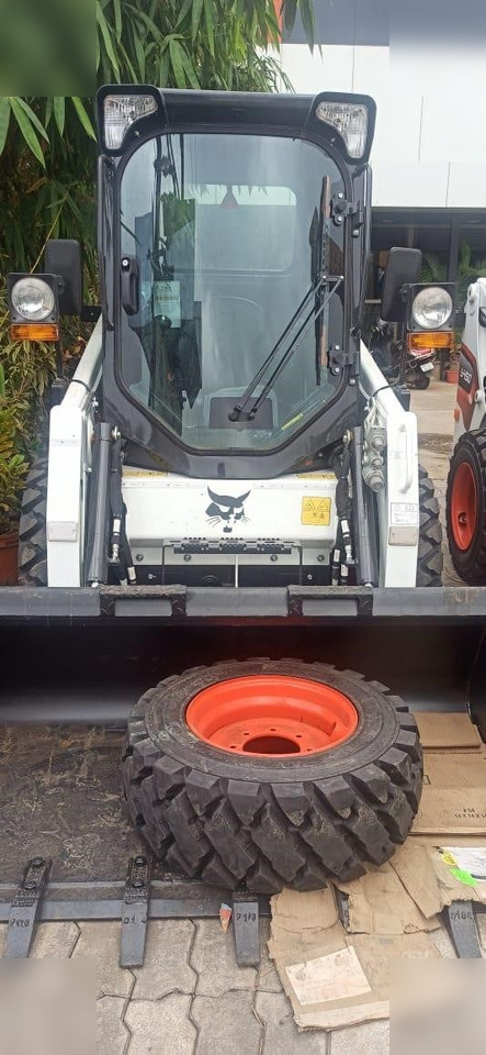 Mini pá carregadora novo BOBCAT S450: foto 9