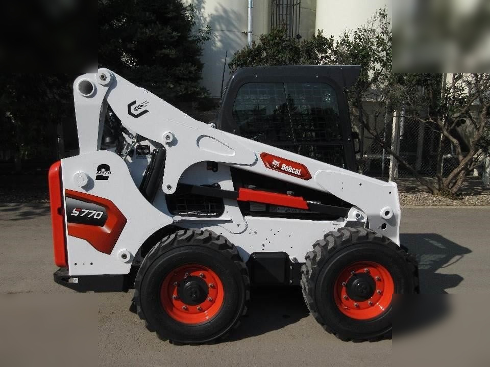 BOBCAT S770 - Mini pá carregadora: foto 3 BOBCAT S770 - Mini pá carregadora: foto 3