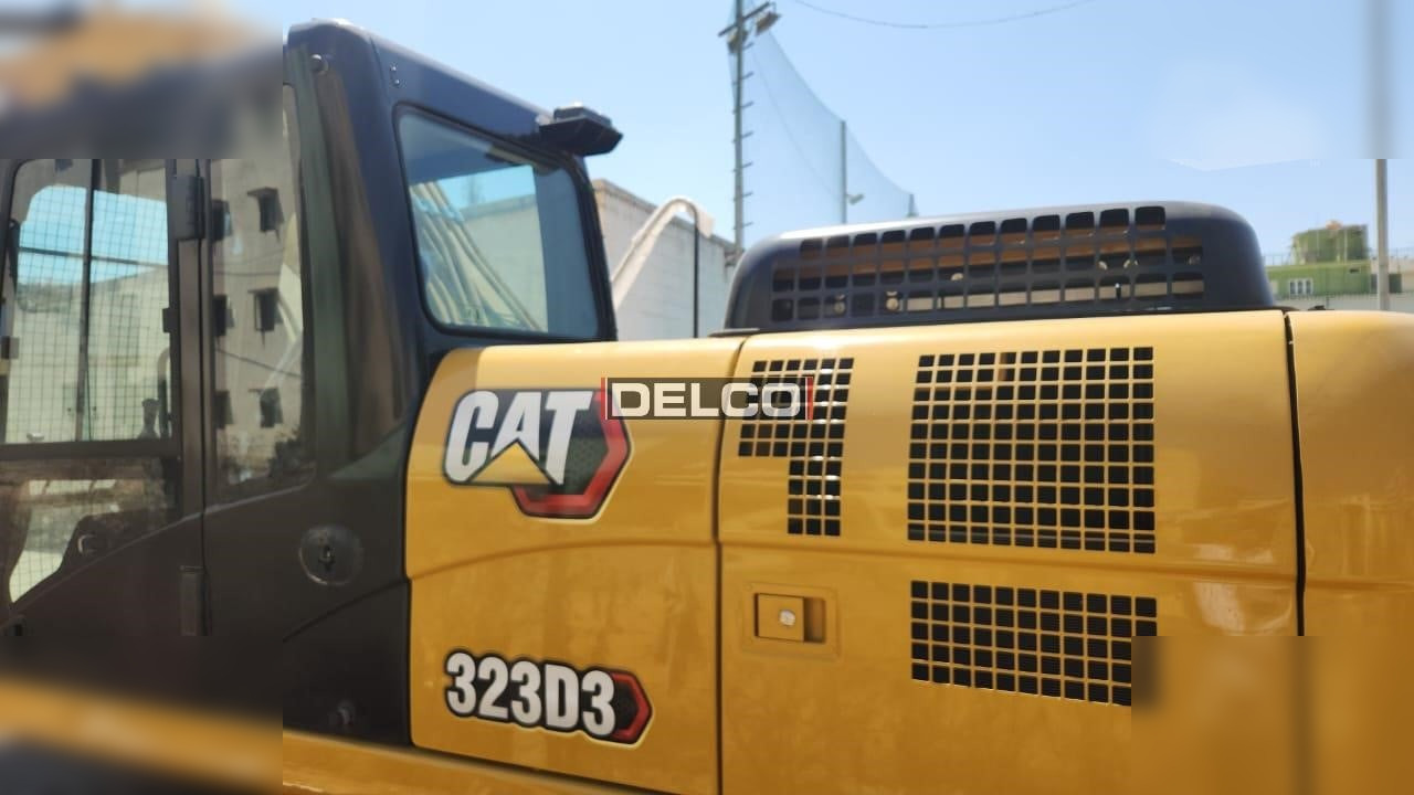 Locação financeira de CATERPILLAR 323D3 CATERPILLAR 323D3: foto 6