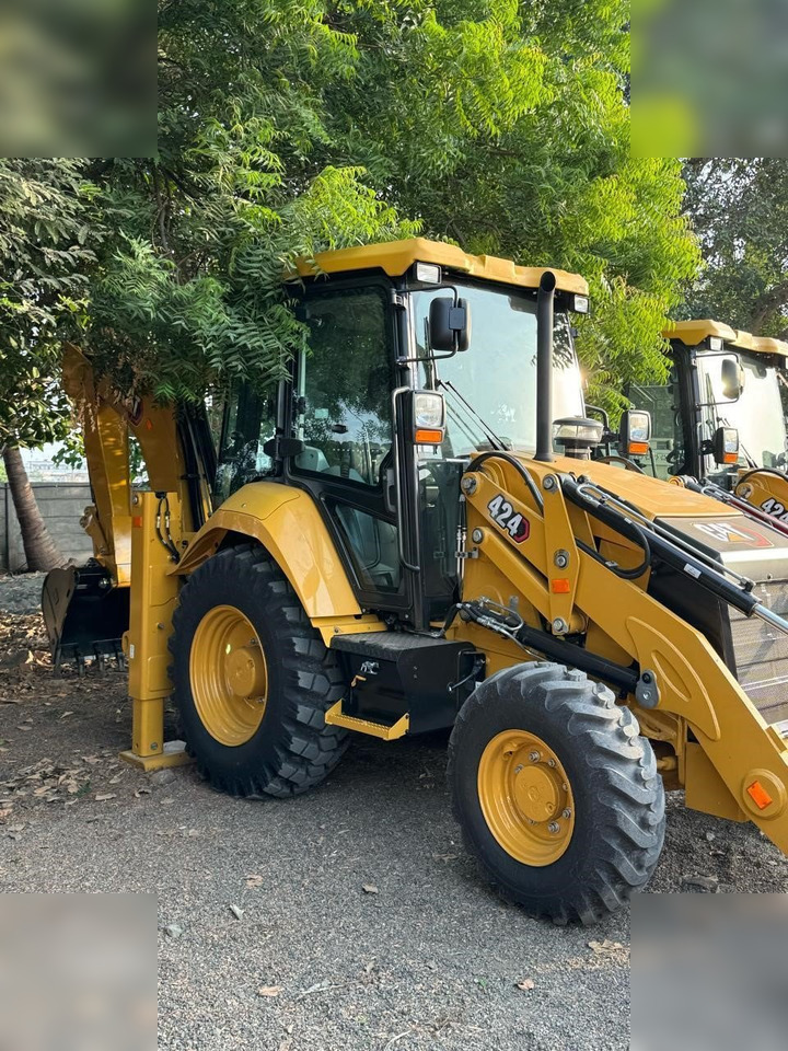CATERPILLAR 424 - Retroescavadeira: foto 1 CATERPILLAR 424 - Retroescavadeira: foto 1