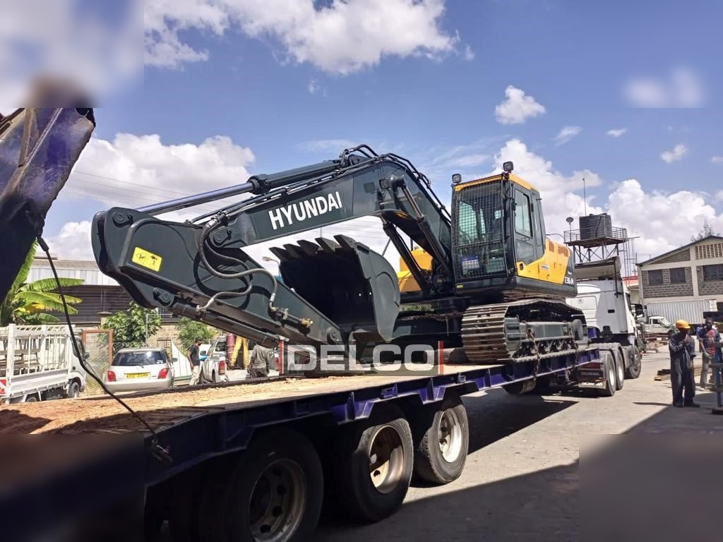 Escavadora de rastos novo HYUNDAI ROBEX 210: foto 20