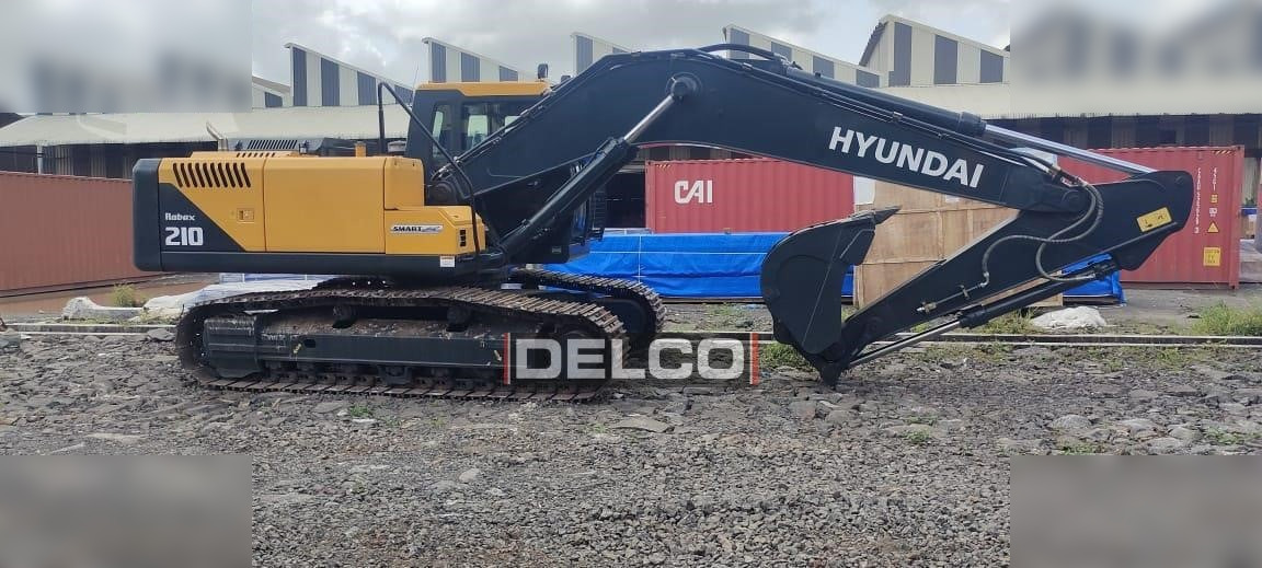 HYUNDAI ROBEX 210 - Escavadora de rastos: foto 5 HYUNDAI ROBEX 210 - Escavadora de rastos: foto 5