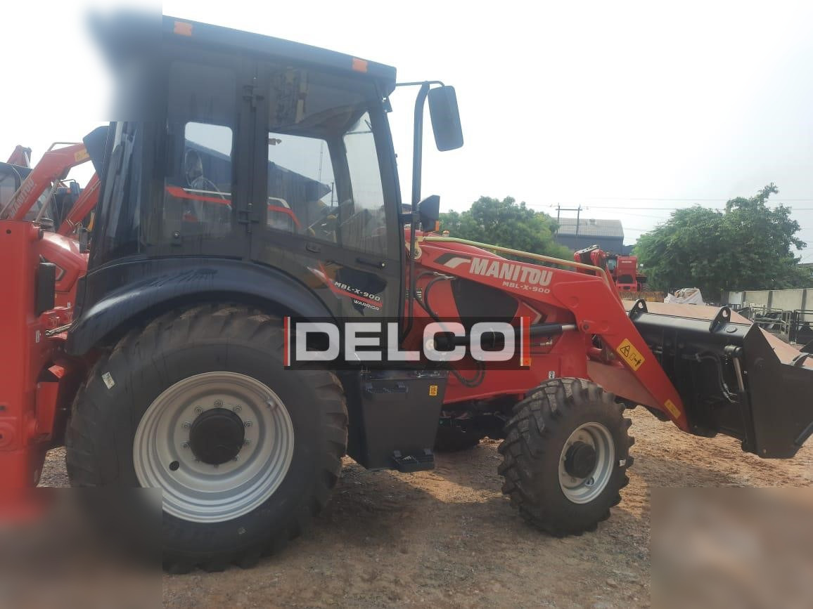 MANITOU MBLX900 - Retroescavadeira: foto 3 MANITOU MBLX900 - Retroescavadeira: foto 3