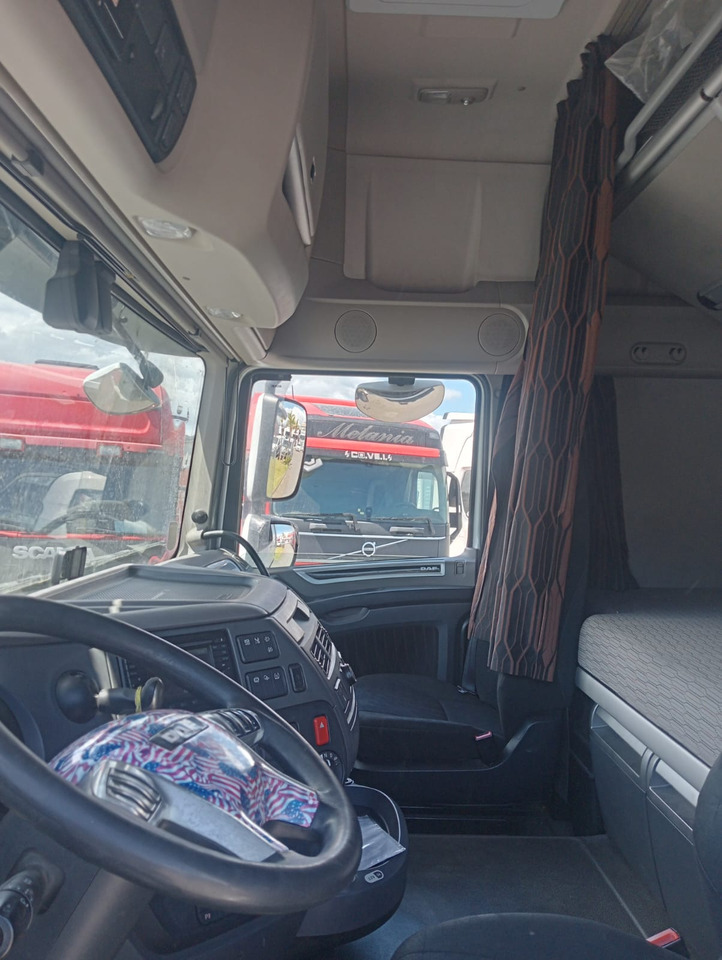 Tractor DAF XF 530CV: foto 7