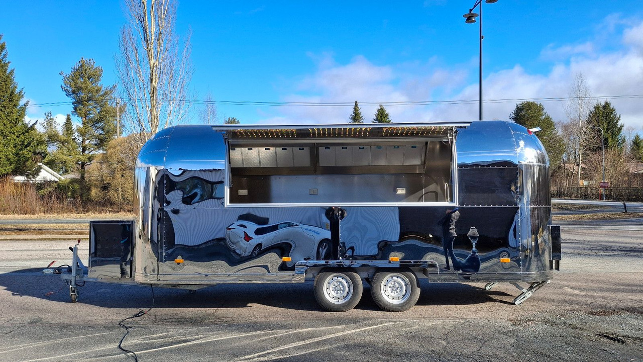 Esselmann Delistar American 6000 ähn. Airstream - Roulote bar: foto 1 Esselmann Delistar American 6000 ähn. Airstream - Roulote bar: foto 1