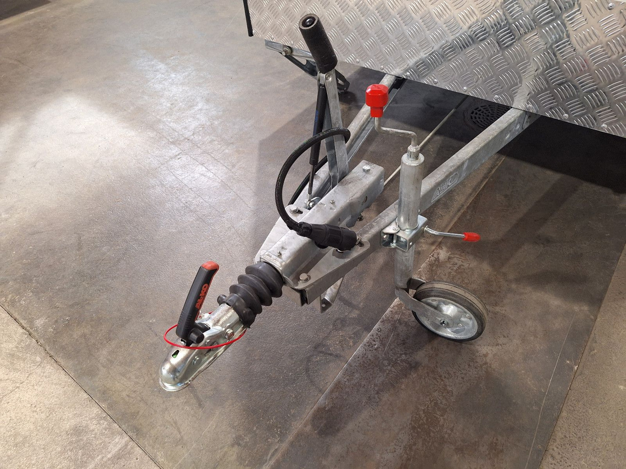 Roulote bar Esselmann Delistar Easy Go 220: foto 11