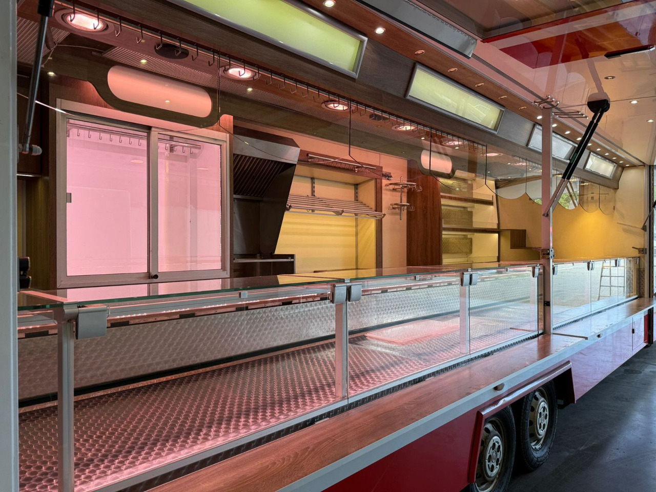 Fiat ESSELMANN Verkaufsfahrzeug ähn. Borco - Food truck: foto 5 Fiat ESSELMANN Verkaufsfahrzeug ähn. Borco - Food truck: foto 5