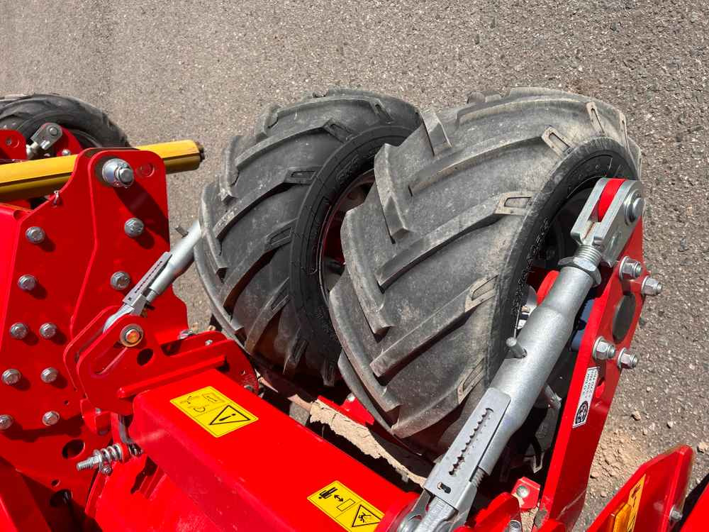 Grimme GF 400 - Colheitadeira: foto 4 Grimme GF 400 - Colheitadeira: foto 4