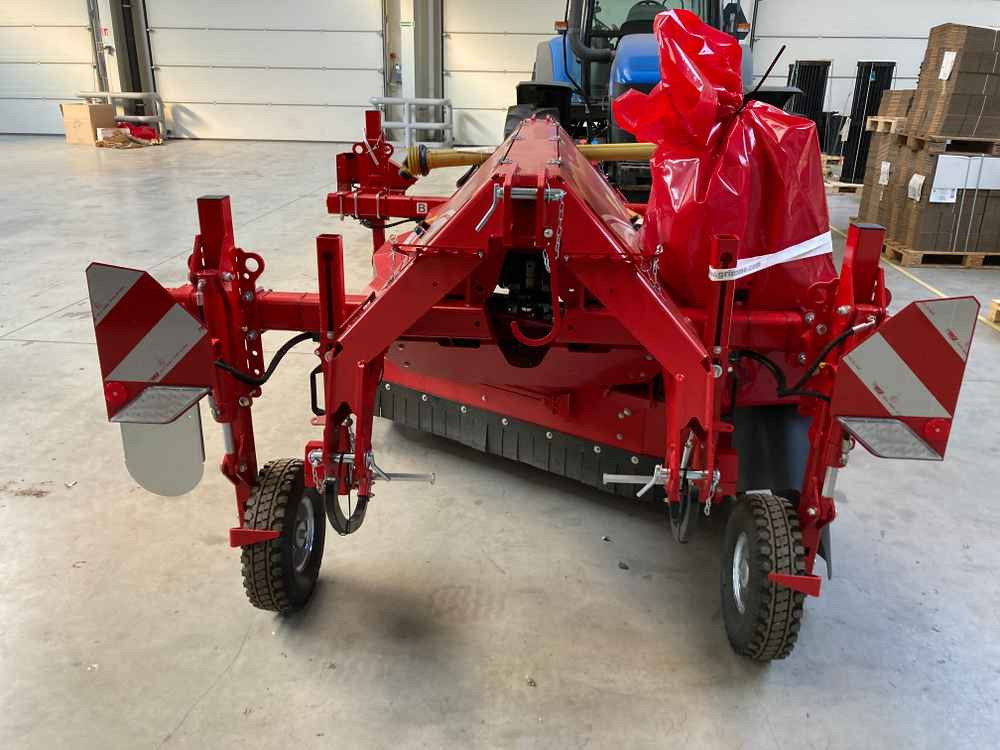 Grimme VT 170 - Triturador de folhas para batata: foto 4 Grimme VT 170 - Triturador de folhas para batata: foto 4