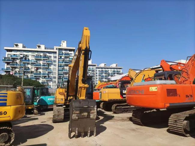 CAT 315D - Escavadora de rastos: foto 2 CAT 315D - Escavadora de rastos: foto 2