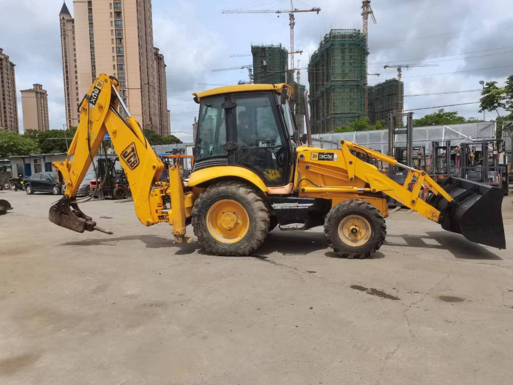 JCB 3CX - Retroescavadeira: foto 1 JCB 3CX - Retroescavadeira: foto 1
