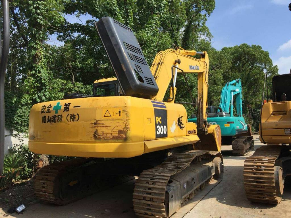 Komatsu PC300 - Escavadora de rastos: foto 1 Komatsu PC300 - Escavadora de rastos: foto 1