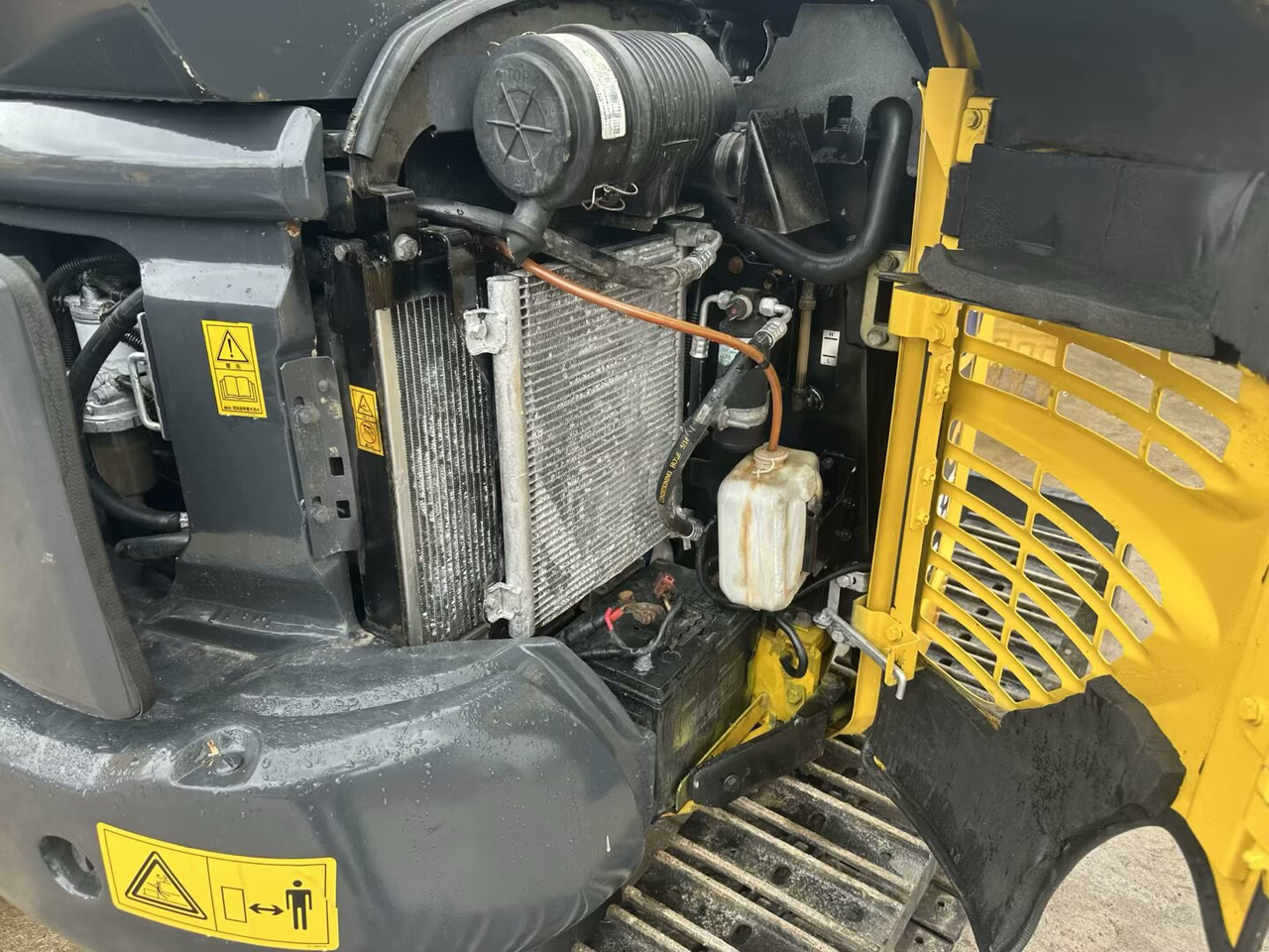 Komatsu pc35MR - Mini escavadeira: foto 4 Komatsu pc35MR - Mini escavadeira: foto 4