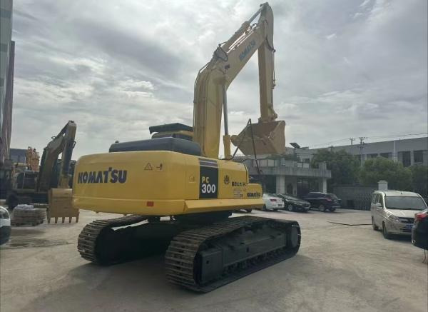 Komatsu pc300-7 - Escavadora de rastos: foto 5 Komatsu pc300-7 - Escavadora de rastos: foto 5